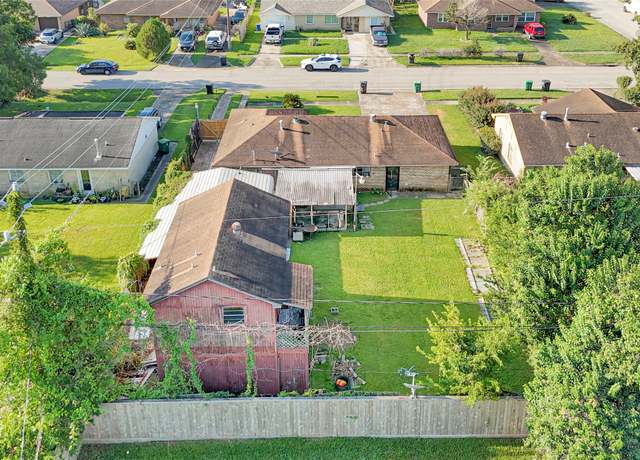 Property at 247 E Janisch Rd, Houston, TX 77022, 2 beds, 1 bath