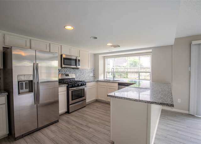 Property at 11306 Chiselhurst Way Ct, Houston, TX 77065, 3 beds, 2 baths