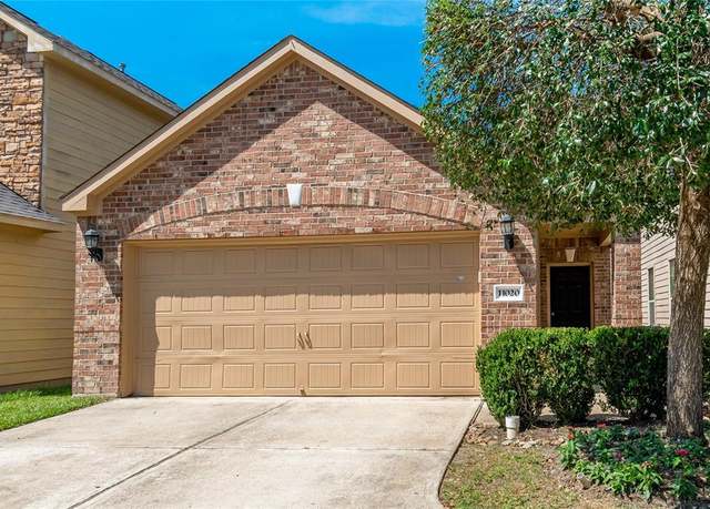 Property at 11020 Panther Ct, Houston, TX 77099, 3 beds, 2 baths
