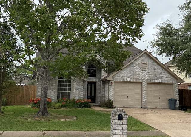 Property at 2927 Regata Run Dr, Friendswood, TX 77546, 4 beds, 2.5 baths