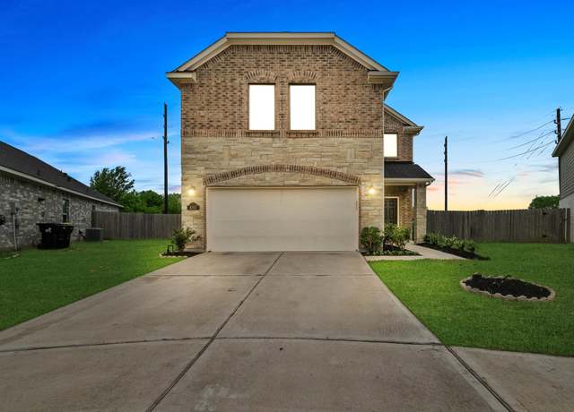 Property at 8302 Balding Dr, Fulshear, TX 77441, 4 beds, 2.5 baths