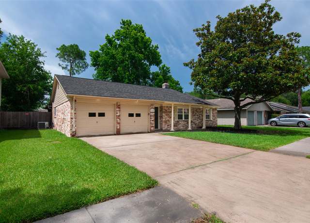 Property at 12706 Westleigh Dr, Houston, TX 77077, 4 beds, 2 baths