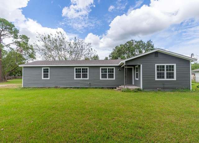 Property at 2744 W Shane St, Alvin, TX 77511, 3 beds, 1 bath