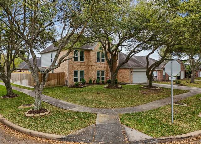 Property at 3119 Bay Spring Dr, League City, TX 77573, 4 beds, 2.5 baths