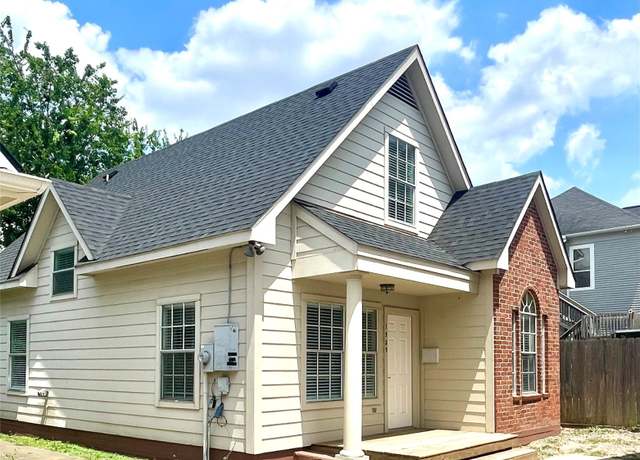 Property at 1525 Francis St, Houston, TX 77004, 3 beds, 2 baths
