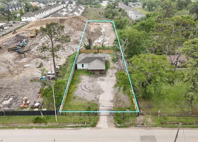 Property at 2631 Mansfield St, Houston, TX 77091