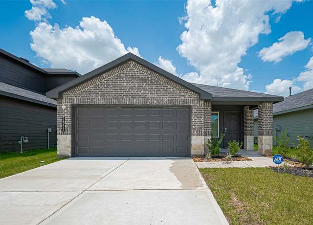 Property at 16927 Sangiovese Dr, Houston, TX 77090, 3 beds, 2 baths