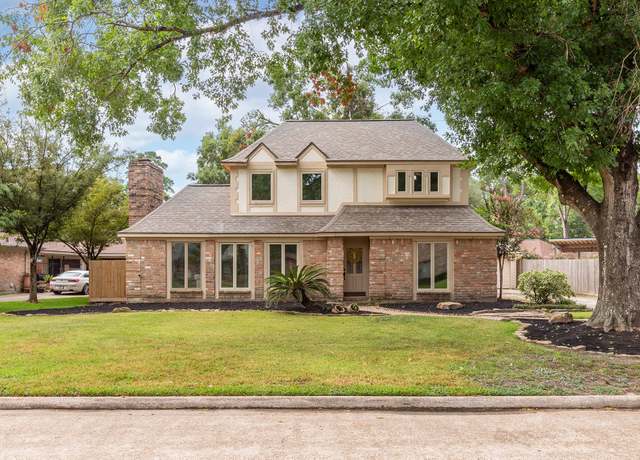 Property at 19139 Candletrail Dr, Spring, TX 77388, 4 beds, 2.5 baths