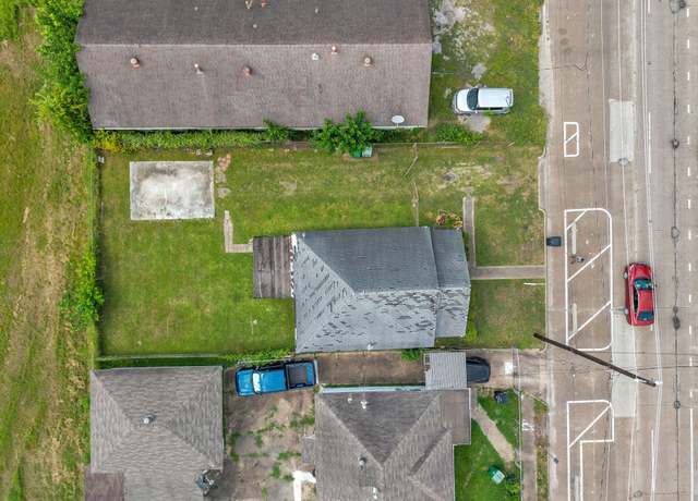 Property at 4113 Elysian St, Houston, TX 77009