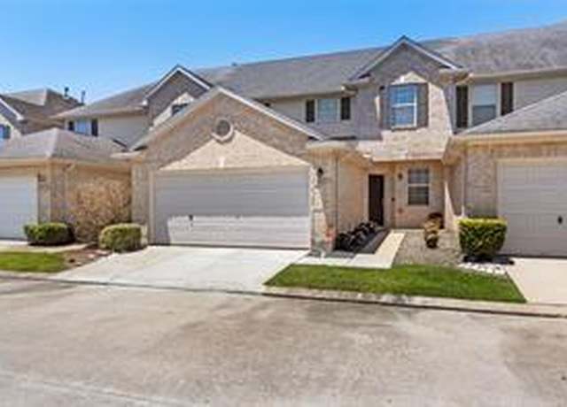Property at 2922 Meadowglen Crst, Houston, TX 77082, 3 beds, 2.5 baths