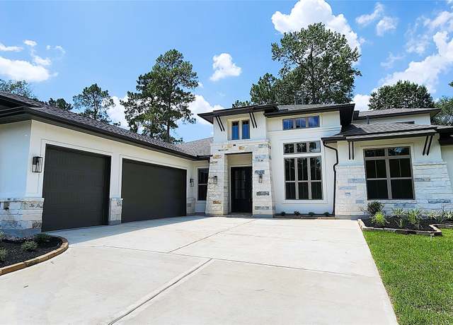 Property at 1020 Prescott Dr, Conroe, TX 77301, 5 beds, 5 baths
