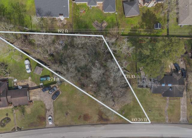 Property at 322 S Diamondhead Blvd, Crosby, TX 77532