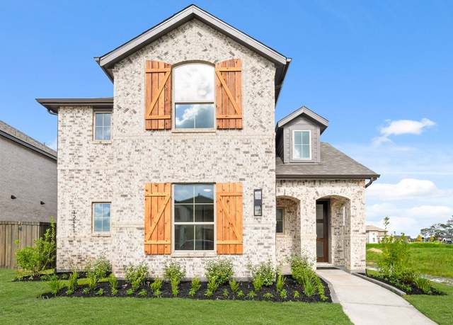Property at 12111 Wildflower Dr, Mont Belvieu, TX 77523, 4 beds, 3.5 baths