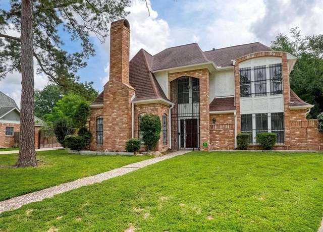 Property at 1706 Palace Green Ct, Katy, TX 77449, 4 beds, 2.5 baths