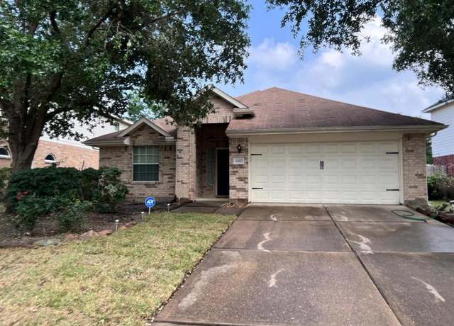 Property at 6002 Crestford Park Ln, Houston, TX 77084, 3 beds, 2 baths