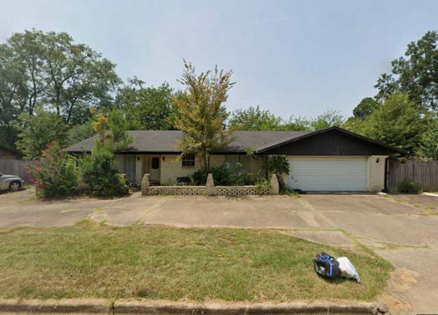 Property at 108 Kent Dr, Pittsburg, TX 75686, 3 beds, 2 baths