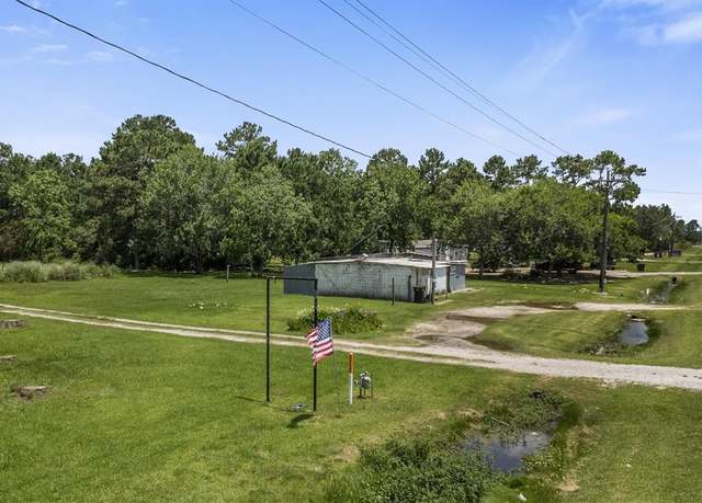 Property at 0 Willcox St, Anahuac, TX 77514