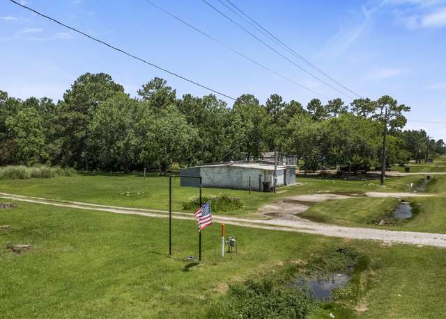 Property at 0 Willcox St, Anahuac, TX 77514