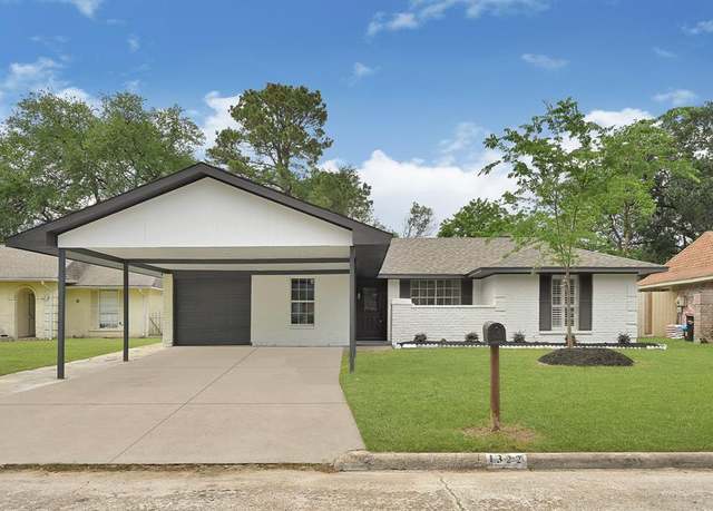 Property at 1322 Progreso Dr, Houston, TX 77038, 4 beds, 2 baths