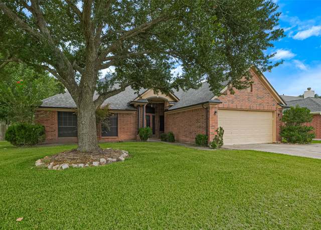 Property at 3803 Doveswood Cir, Needville, TX 77461, 3 beds, 2 baths