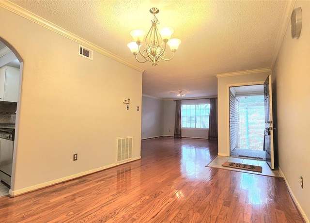 Property at 7900 Westheimer Rd #228, Houston, TX 77063, 2 beds, 2 baths