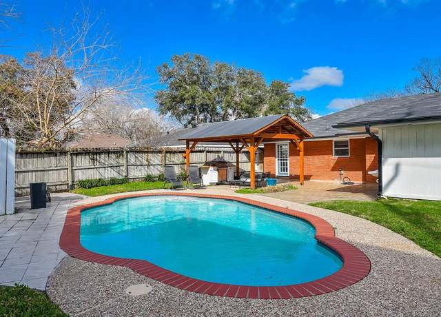 Property at 4125 Lymbar Dr, Houston, TX 77025, 3 beds, 3 baths