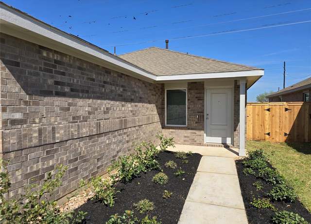 Property at 28762 Texas Plains Dr, Hockley, TX 77447, 3 beds, 2 baths