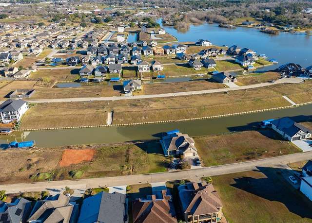 Property at 12885 French Quarter Dr, Willis, TX 77318