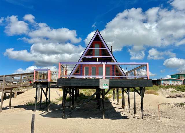 Property at 527 Beach Front Dr, Surfside Beach, TX 77541, 2 beds, 1.5 baths