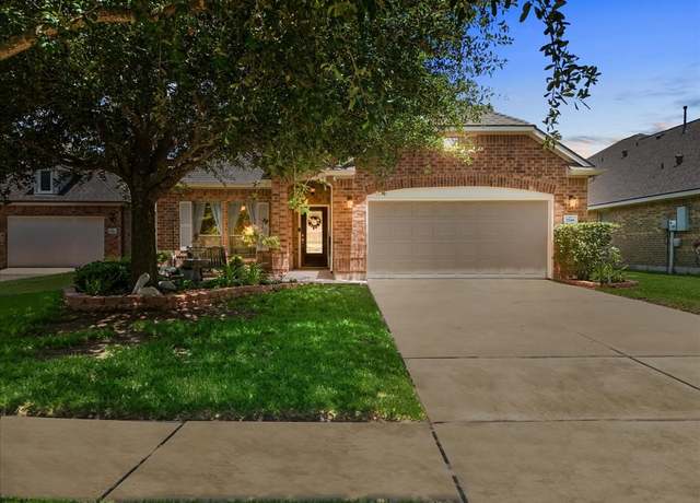 Property at 2746 Rio Bella Ct, League City, TX 77573, 3 beds, 2 baths