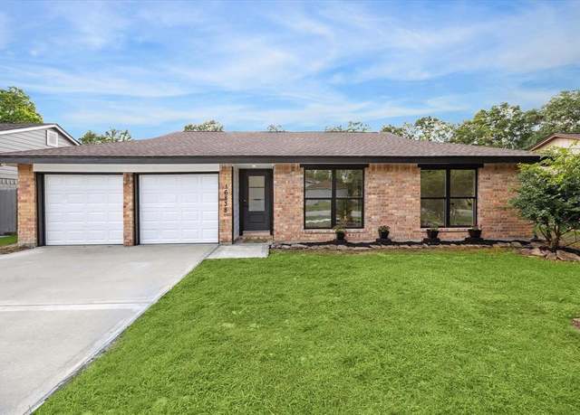Property at 16838 Gleneagle Dr N, Conroe, TX 77385, 3 beds, 2 baths