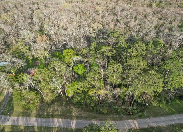 Property at 396 County Road 427 Loop, Dayton, TX 77535