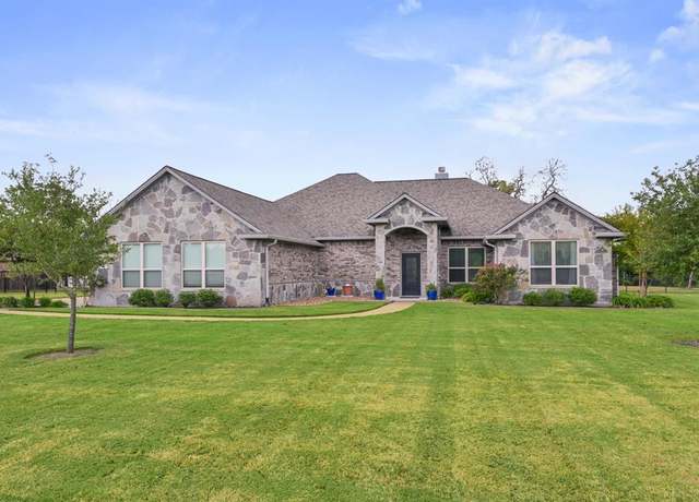 Property at 10746 Lonesome Dove Trl, Bryan, TX 77808, 4 beds, 3.5 baths
