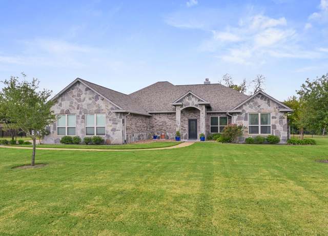 Property at 10746 Lonesome Dove Trl, Bryan, TX 77808, 4 beds, 3.5 baths
