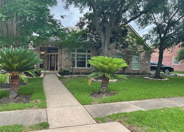 Property at 1322 Wellshire Drive Dr, Katy, TX 77494, 4 beds, 3 baths