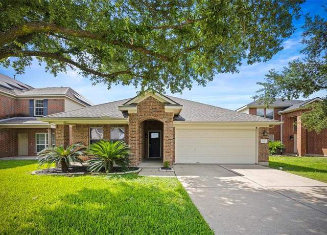 Property at 9510 Barr Spring Dr, Humble, TX 77396, 3 beds, 2 baths