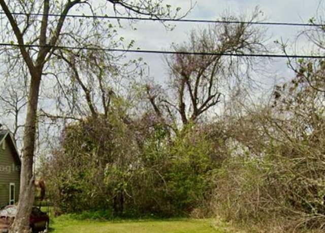 Property at 317 S Fulton St, Texas City, TX 77591