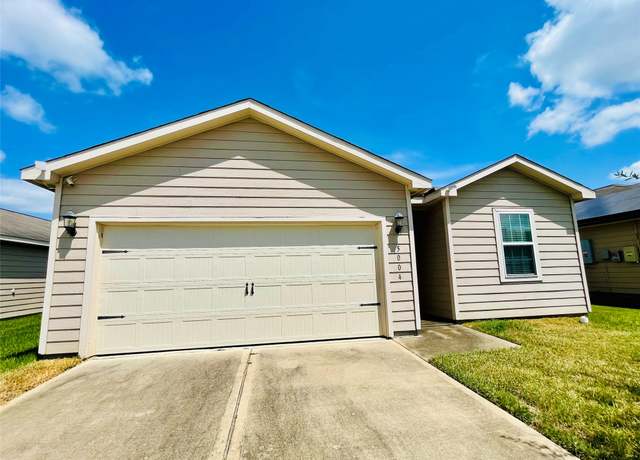 Property at 5004 Sycamore Ln, Brookshire, TX 77423, 3 beds, 2 baths