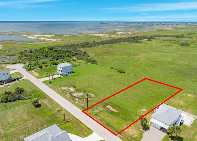 Property at 18023 Shaman Dr, Galveston, TX 77554