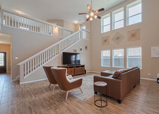 Property at 11351 Needlerock Ct, Humble, TX 77396, 4 beds, 2.5 baths