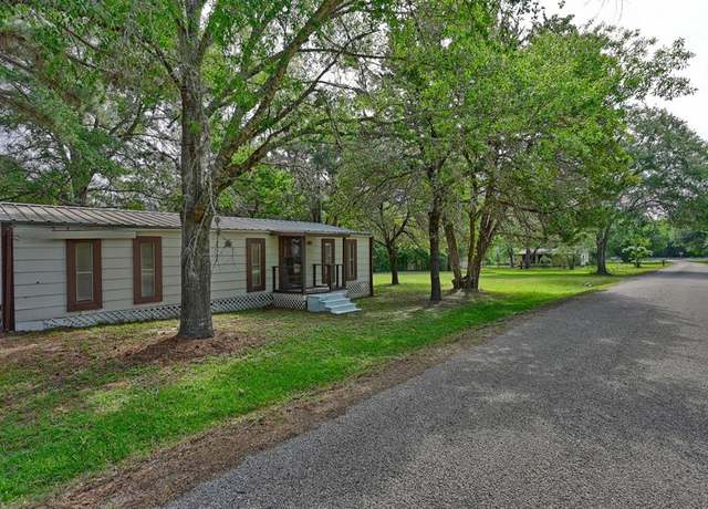 Property at 11200 Leisure Rd, Brenham, TX 77833, 2 beds, 1 bath
