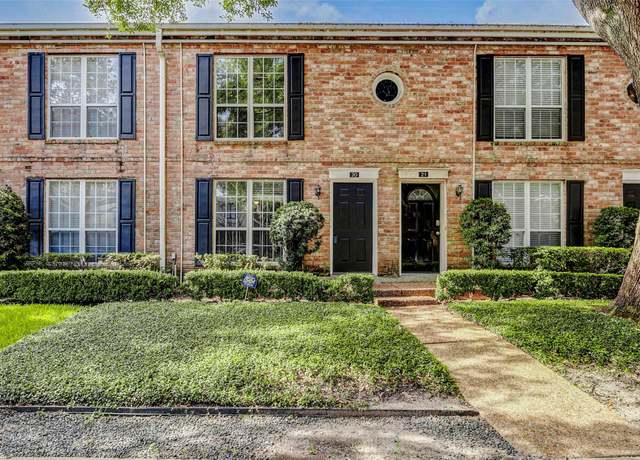 Property at 6402 Del Monte Dr #20, Houston, TX 77057, 2 beds, 2.5 baths