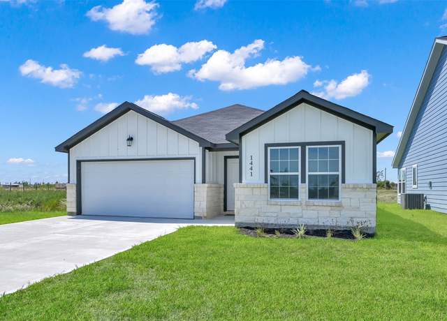 Property at 1441 Road 5734, Cleveland, TX 77327, 5 beds, 2.5 baths