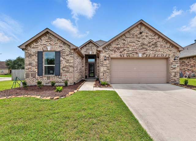 Property at 3810 Canterbury Park Dr, Pearland, TX 77584, 4 beds, 2 baths