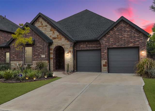 Property at 28227 Cedar Peak Dr, Spring, TX 77386, 4 beds, 3 baths