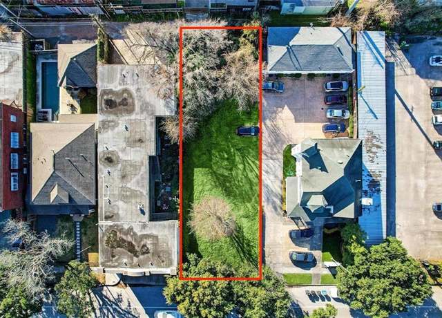 Property at 809 Heights Blvd, Houston, TX 77007