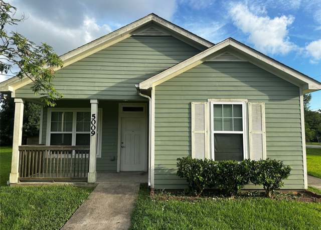 Property at 5009 Lawndale St, La Marque, TX 77568, 2 beds, 2 baths