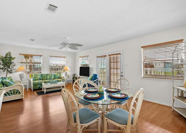 Property at 4014 Hardin Dr, Galveston, TX 77554, 2 beds, 1.5 baths