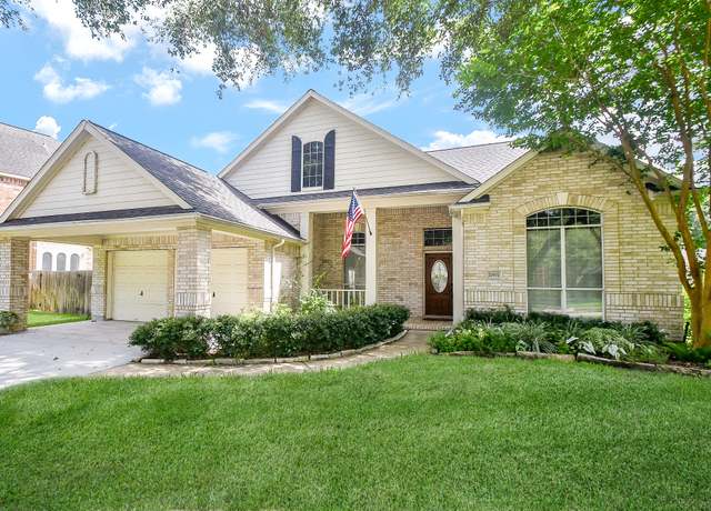 Property at 22602 Water Edge Ln, Katy, TX 77494, 4 beds, 2.5 baths
