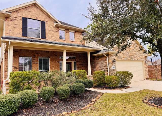 Property at 12402 Fossil Point Ct, Humble, TX 77346, 4 beds, 3.5 baths